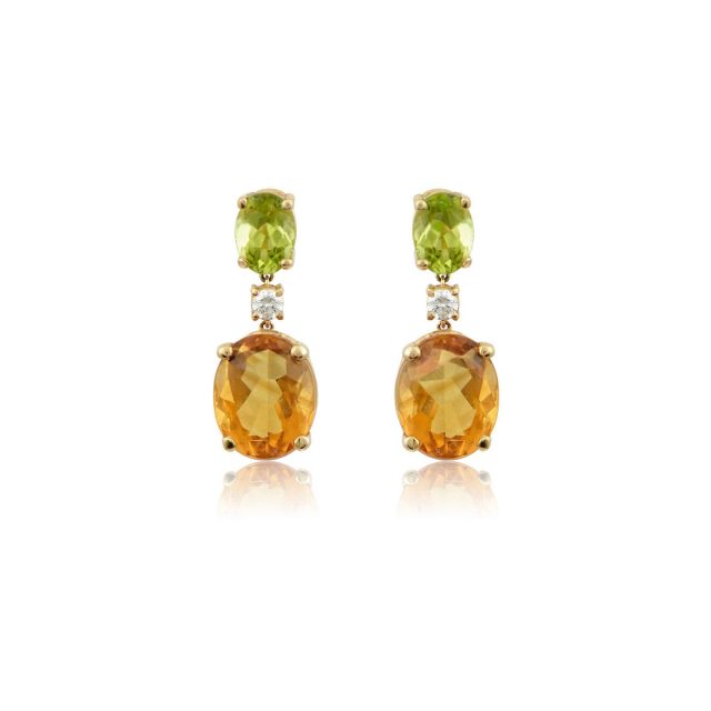 And as we immerse ourselves in the Hellenic fall 🍂, half of me is already warming up to the bright, joyful spirit of the Brazilian summer.
Born from the rhythm of Brazil’s rainforest, the Amazonia Earrings unite the fresh green of Peridot, the pure brilliance of Diamond, and the warm glow of Citrine.
A palette inspired by Brazil’s natural splendor and vibrant soul. 💚💎💛
#AmareliaJewelry #FineJewelry #AmazoniaEarrings #BrazilianInspiration #Peridot #Citrine #Diamond #9kGold #HandcraftedElegance #NatureInJewels #FromBraziltotheWorld #AmareliaStories
