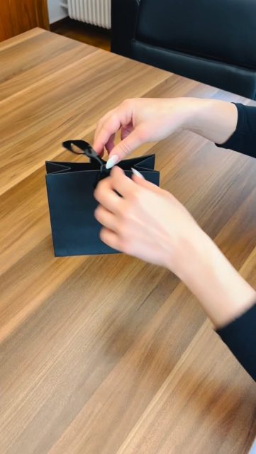 A special little unboxing ✨

There is always something magical about sending a handmade piece into the world, knowing it will become part of someone’s story. 

#AmareliaJewelry #JewelryWithAStory #HandcraftedJewelry #handmadejewelry #aioniacollection