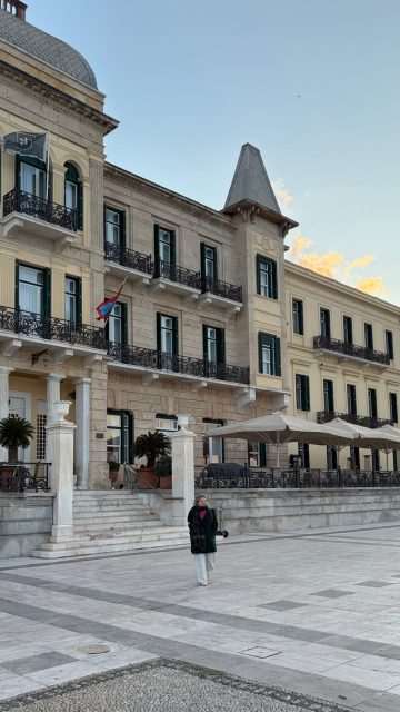 Last cold spring weekend in Spetses, catching a glimpse of Amarélia pieces within the beautiful setting of the Poseidonion Grand Hotel ✨

Soft sea light, slower island afternoons… and Amarélia pieces finding their place among them.

A heartfelt thank you to Kiki & Eros for the warm welcome and thoughtful curation 🤍